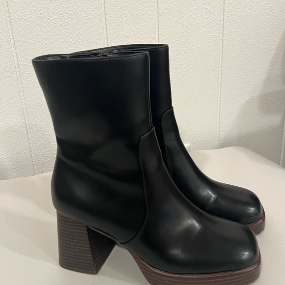 BP Keyla Platform Brown Faux Suede Chunky Bootie - Picture 4 of 13